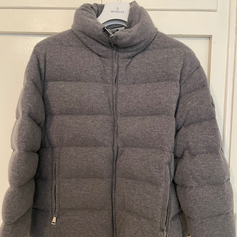 Moncler Short Puffer Jacket - Women's Size 4. Gray